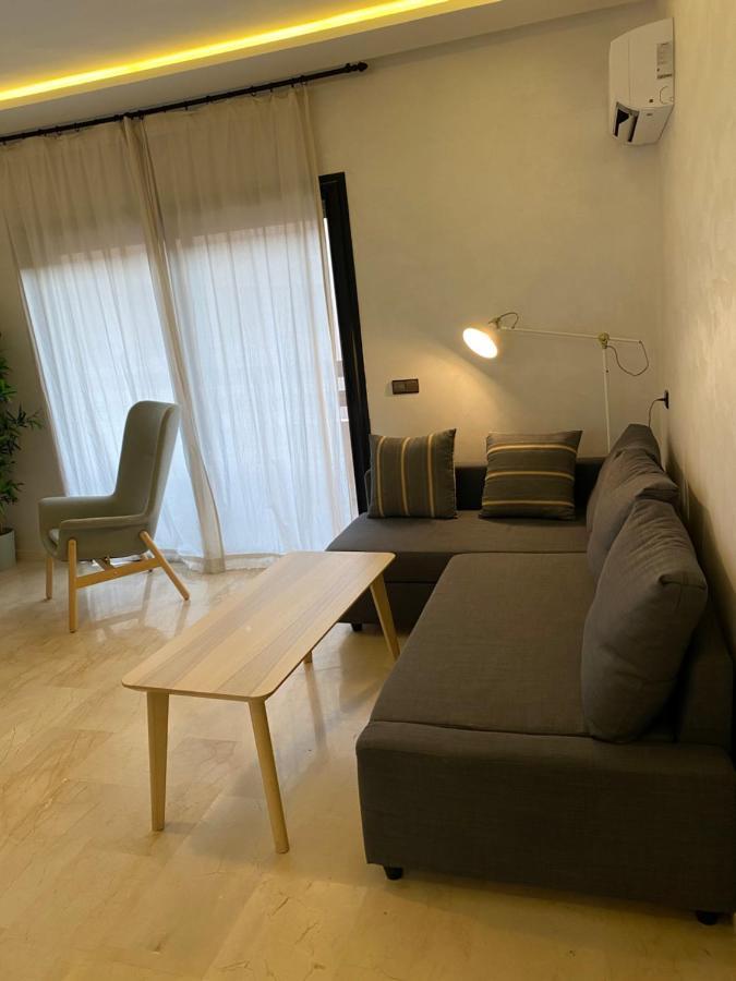 Superbe Appartement Uniquement Pour Les Familles Marrakesh Luaran gambar